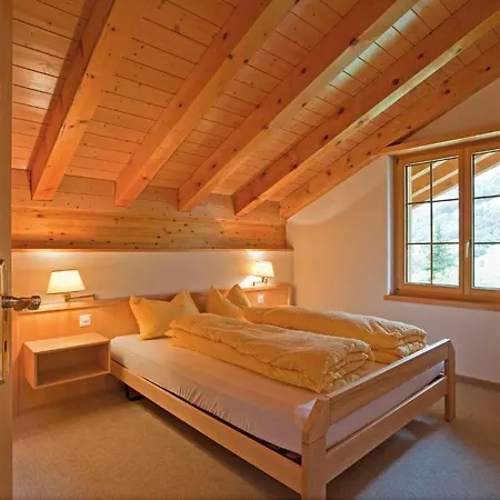 Les Naturelles Leukerbad Room photo