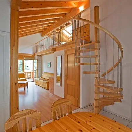 Les Naturelles Leukerbad Room photo